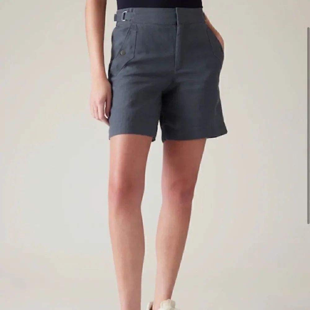 Athleta Voyager Linen Short Granite Blue